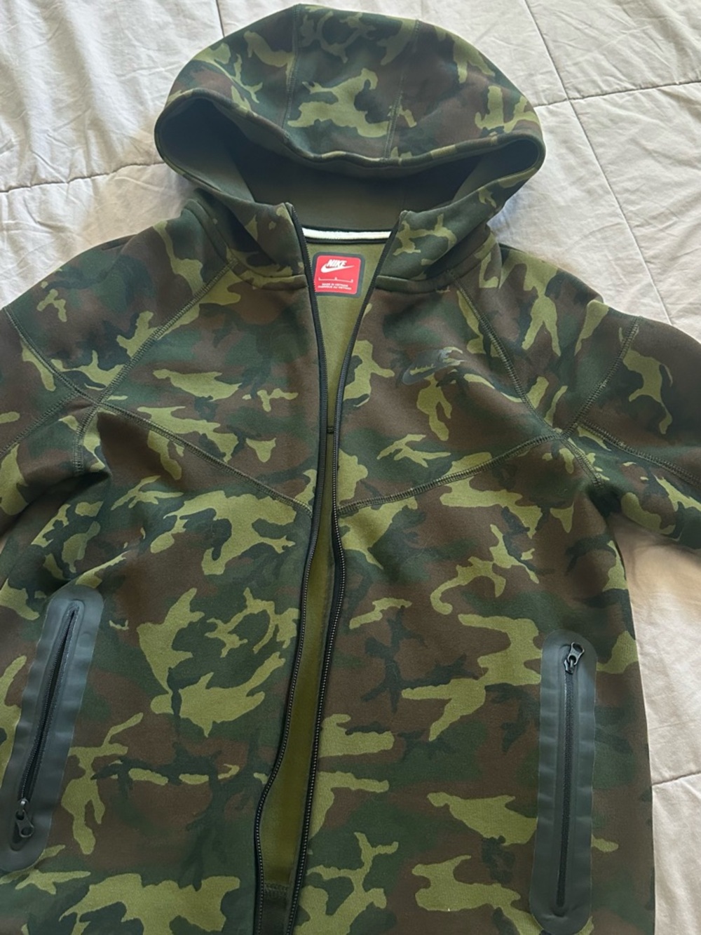 Nike kid’s Green Camo Hooded Full-Zip sweater